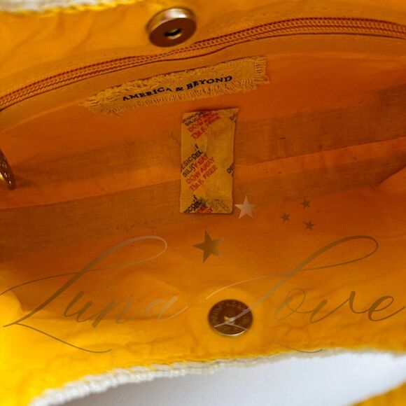 AMERICA & BEYOND Make Lemonade Beaded Shoulder / Clutch Bag NWT - Picture 9 of 12